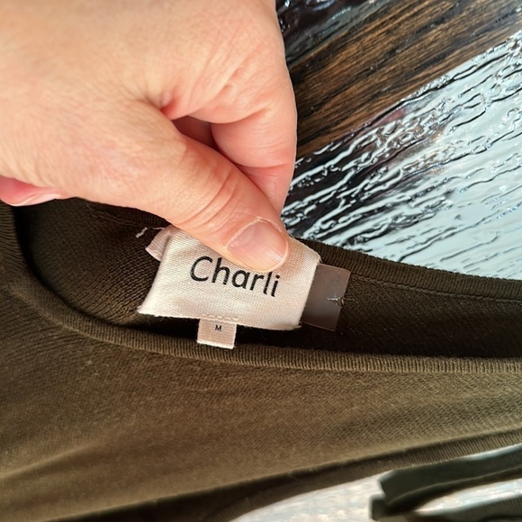 Charli London
Begonia Maxi size Medium - Picture 9 of 13